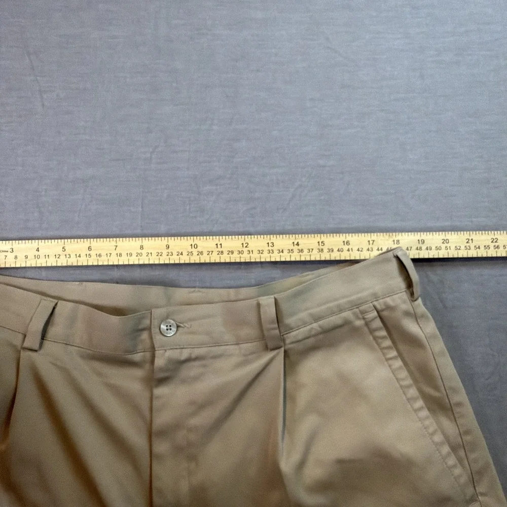 Nike Golf Khaki Tan Dri-Fit Performance 10